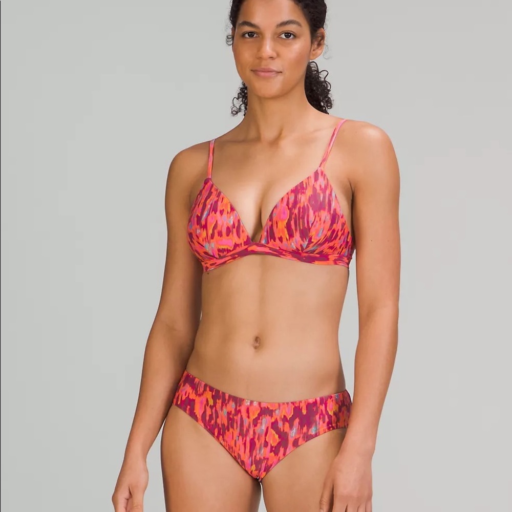 NWT lululemon Waterside Swim Top C Cup